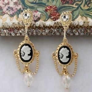 MODCLOTH CAMEO BAROQUE CHANDELIER EARRINGS 2